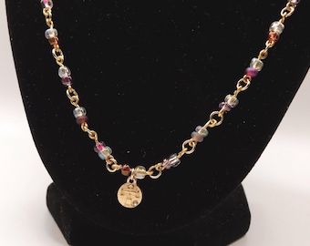 Colar de contas prateadas do signo de Libra