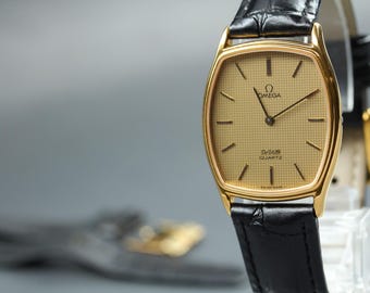 1981 Near MINT OMEGA De Ville 27mm 191.0100.1 Quartz Gold Dial Men's Vintage