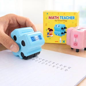 Kids Learning Roller Addition, Subtraction, Multiplication Practice Tool