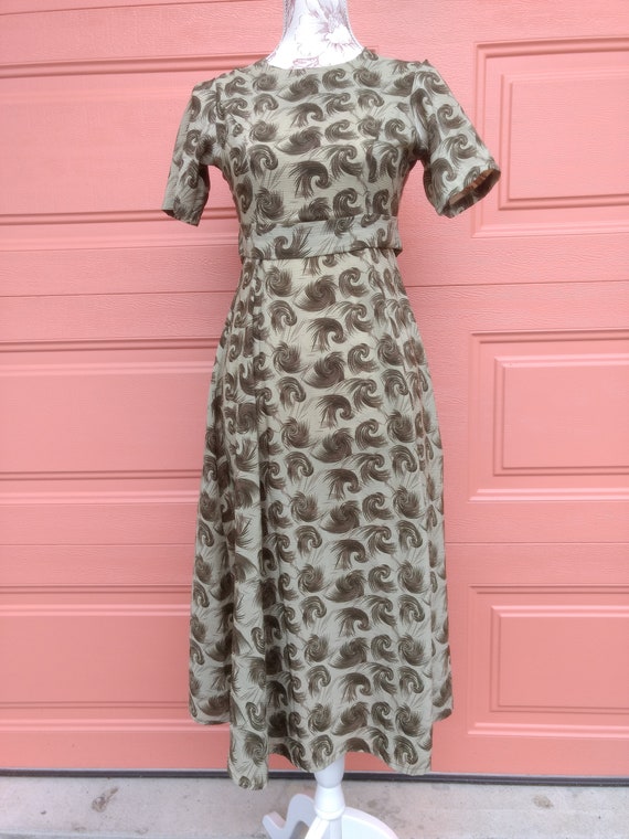 Mennonite Dress Green Swirl Pattern Amish Modest C