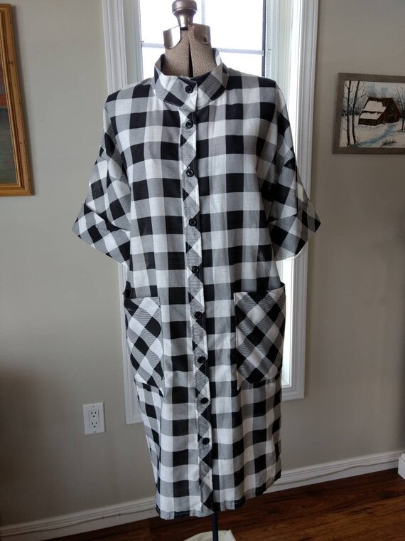 Black and White Buffalo Checked Dress with Pocket… - image 1