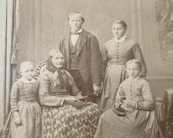 Antique Vintage Portuguese Portrait Photo Family Portugal Avo Headscarf Aprons Ephemera