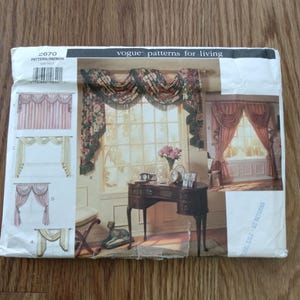Vintage UNCUT Vogue 2670 Curtains Sewing Pattern Window Swags Jabots Drapes