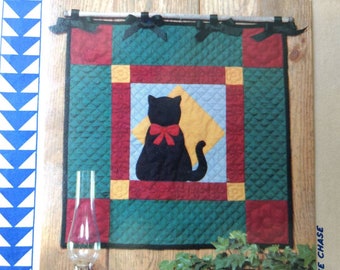 Quilted Primitive Folk Art Amish Cat Sewing Pattern 18" Wall Hanging Decor by Paula Kemperman and Susan Rand for Wild Goose Chase