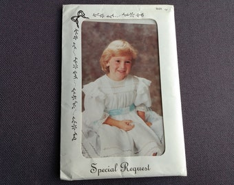 Vintage Girls Dress Sewing Pattern Size 4 Special Request Sentimental UNCUT
