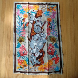Vintage Souvenir Tea Towel Australia Koala Bear Flowers Linen Citer Collectible