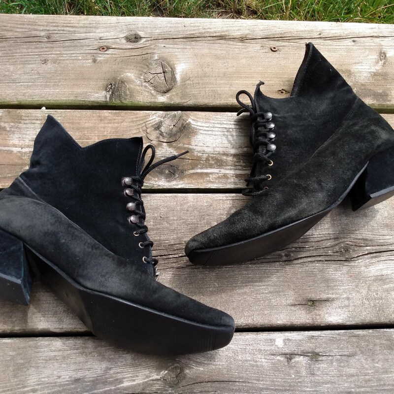 vintage brown ankle boots