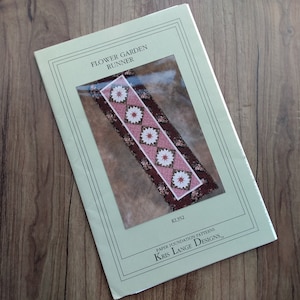 Quilted Table Runner Quilting Sewing Pattern "Flower Garden" 16"x50" Long Rectangle