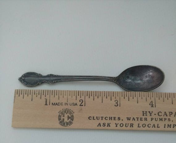 1847 rogers bros daffodil baby spoon