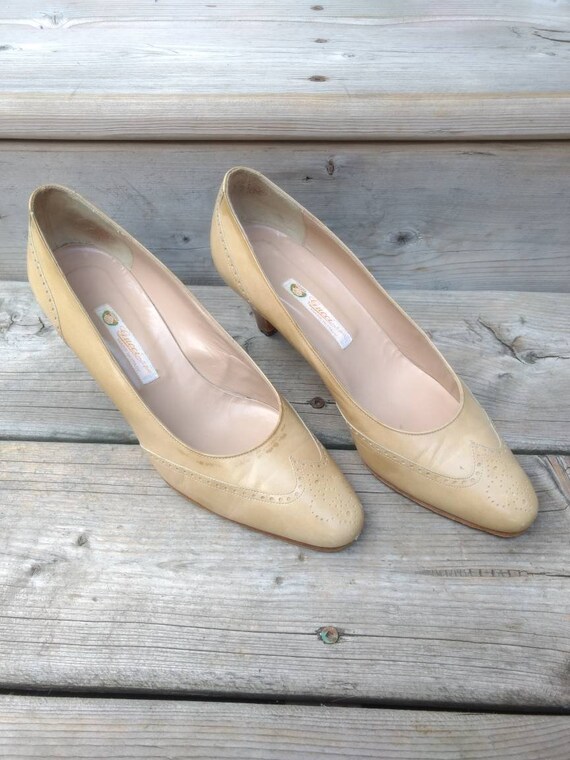 vintage gucci loafers womens