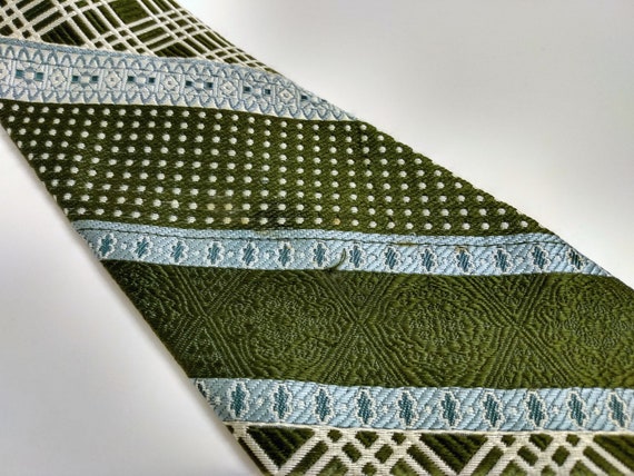 Vintage Green Clip-On Necktie - Designer's Select… - image 3
