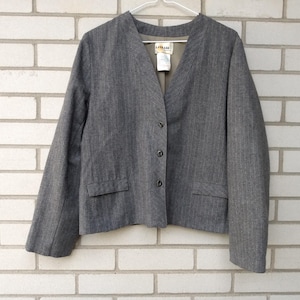 Vintage Gray Pinstripe Blazer Jacket Size 15/16 Wool Blend Union Label