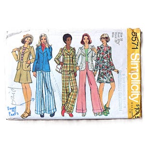 Vintage 70s Sewing Pattern Mini-Skirt Bell Bottom Pants Blazer Size 10 Simplicity 5571