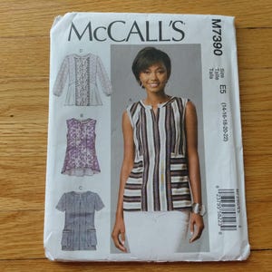 Plus Size 14-22 Pullover Tops Sewing Pattern Semi-Fitted UNCUT McCall&#39;s 7390