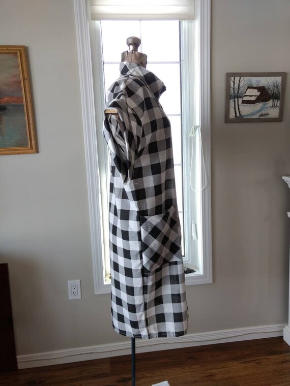 Black and White Buffalo Checked Dress with Pocket… - image 6