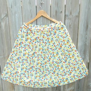 Vintage Handmade Calico Skirt Womens Size Medium Retro Ditsy Floral image 2