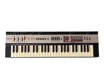 Casio Casiotone MT-800 Vintage 49 Key Keyboard Synthesizer