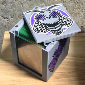 Mothman Fallout Magnetic MTG Commander Deck Box |Spellkeeper| 3D Printed TCG Deck Storage with Top Loader Display