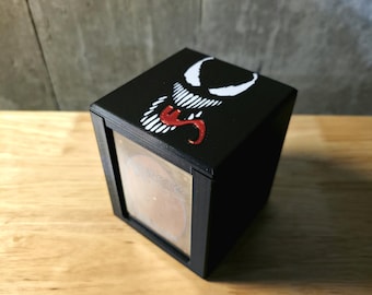 Venom Spider-Man Magnetic MTG Commander Deck Box |Spellkeeper| 3D Printed TCG Deck Storage with Top Loader Display