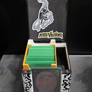Anti-Venom Spider-Man Magnetic MTG Commander Deck Box |Command Station| 3D Printed TCG Deck Storage with Top Loader Display