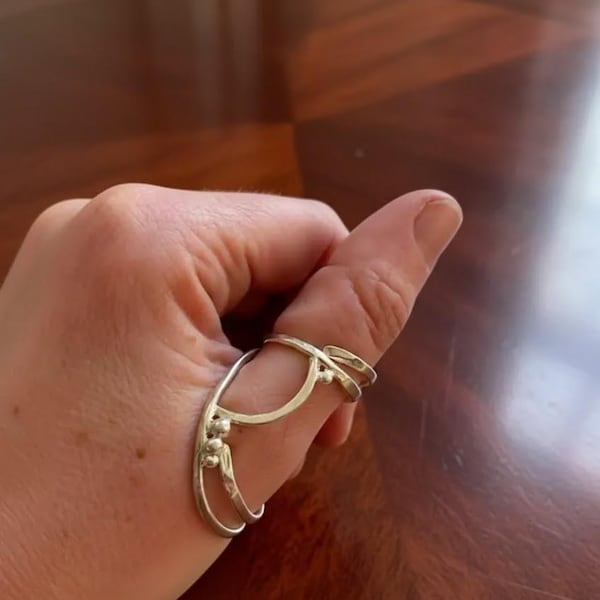 Thumb Brace Ring, Arthritis Thumb Support, Adjustable Joint Pain Relief Ring, Silver Splint Thumb Stabilizer, Mobility Support Jewelry