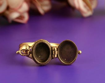 Victorian Poison Ring Gold Griffin Locket Ring | Secret Compartment Box Ring | Gothic Antique Style Statement Jewelry