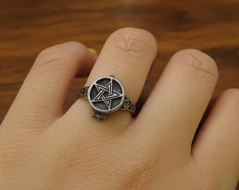 Pentagram-gifring, ring geheim compartiment, gotische Wicca-sieraden, zilveren verborgen medaillonring, Witchy occult cadeau voor hem of haar