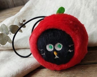 Adorable Black Cat and Red Apple Plush Decorative Buckle, Fun Gift for Cat Lovers, Unique Hair Accessory, Soft Plush Animal Decorative