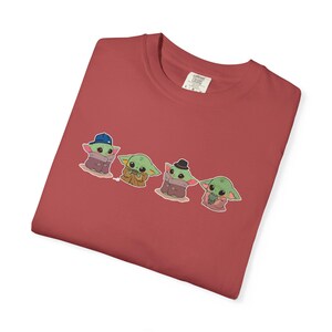 Comfort Color Cute Baby Yoda Tee, Funny Graphic Tee, Kawaii Cartoon T-Shirt, Space Lover Gift, Alien UFO Shirt, Star Wars Grogu Shirt immagine 18