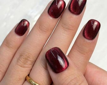 Wijnrode Cat Eye Press On Nails, bordeauxrood magnetisch, extra korte squovalnagels, AuraNails