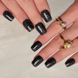 Black Glitter Press On Nails｜Short Square Sparkly Nails｜Dark Shimmer Nail Set｜AuraNails
