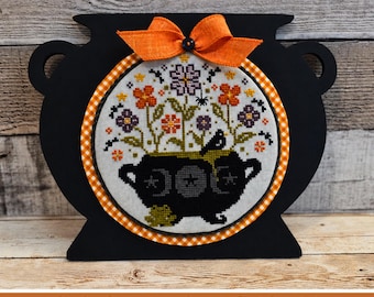 LARGE CAULDRON - Cross Stitch Finishing Board, Wood Blank with Fabric Mat, Cross Stitch Backer, Wood Cauldron, Custom Finishing Board