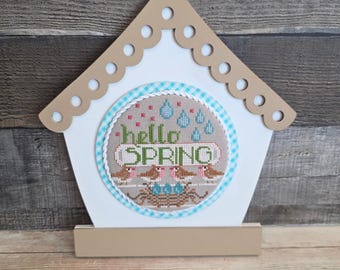 BIRDHOUSE (Basic White) - Cross Stitch Finishing Board, Wood Blank with Fabric Mat, Cross Stitch Backer, Customizable Wood Board