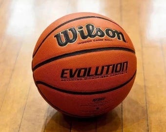 Wilson Evolution Indoor Basketball – Official Size 7 Microfiber Composite Game Ball