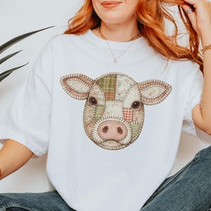 Comfort Colors Faux Patchwork Pig T-Shirt, Quilted Farm Animal Head Tee, Gingham Floral Rustic Pig Lover Shirt, Cottagecore Farmhouse Gift