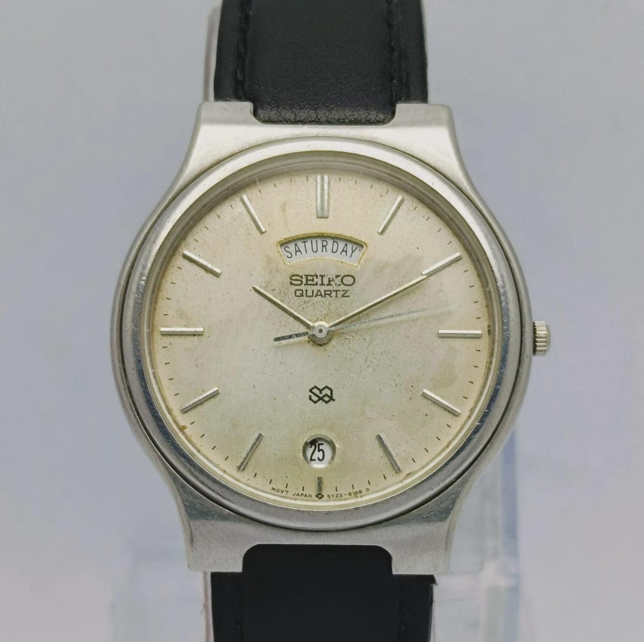 SEIKO セイコークオーツ WATER RESISTANT 5Y23-8150 Vintage Seiko SQ