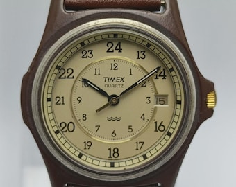 Relógio masculino vintage Timex Safari Railway Time Quartz