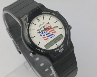 Casio 306 SWC-03 WK voetbal VS 94 ana-digitaal vintage horloge