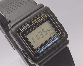 Casio 208 W-11 quartz digitaal vintage herenhorloge