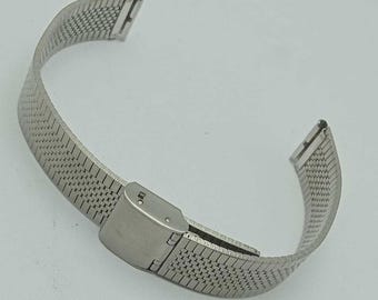 Vintage 1990s Mateo Quartz Watch Silver Tone Case, Roman Numerals, Japan Mov’t Vintage 1990s Mateo Quartz Watch – Silver-tone Case, Roman  main image 4
