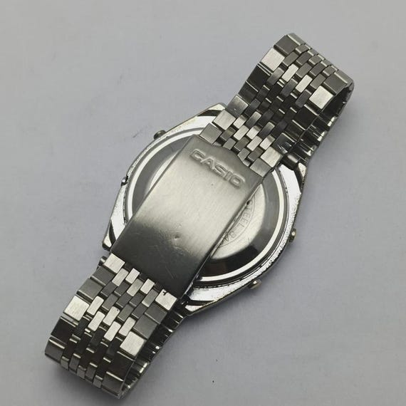 Casio 108 A852 Chronograph Alarm Digital Quartz Vintage Men's