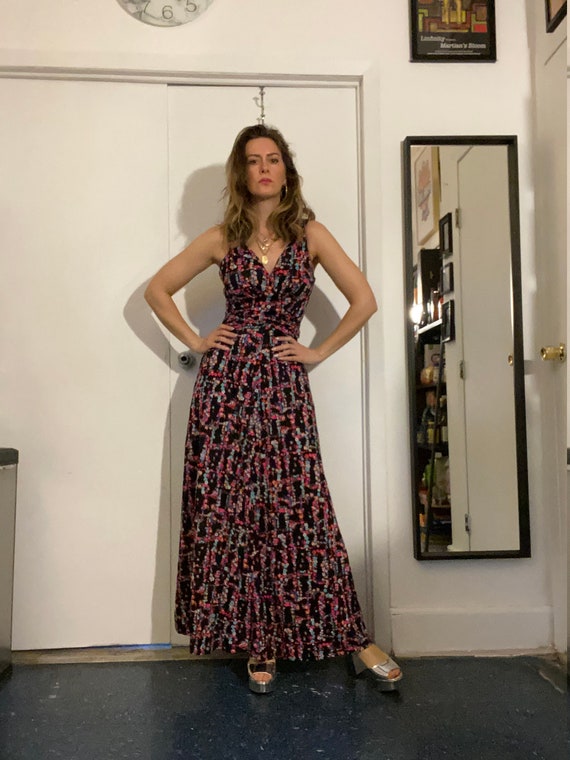 Vintage 1970's Jack Hartley Floral Dress