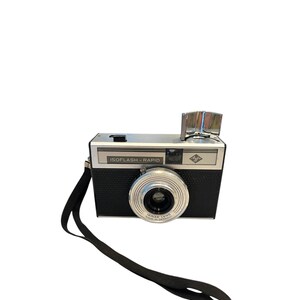 Vintage Film Camera -Amazing Vintage Agfa Isoflash Rapid  camera - Vintage camera