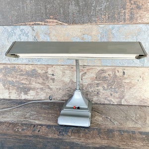 Vintage Desk table Lamp - Mid Century adjustable lamp - Table Lamp