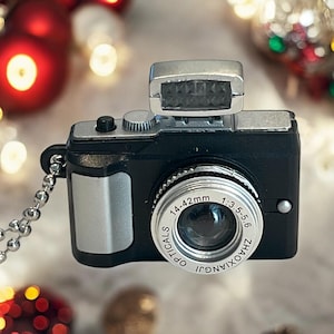 Mini Camera Necklace - Working Flash and shutter sound - Miniature Camera Necklace with working flash and sound - Camera Lover Gift