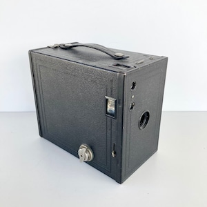 Vintage Film Box Camera - Kodak Brownie No 2A Model Box Camera - Check out our huge vintage camera collection