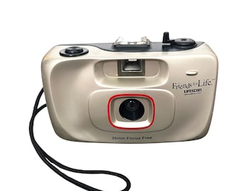 Vintage 35MM Film Camera - Simple Point and shoot -  35mm film camera