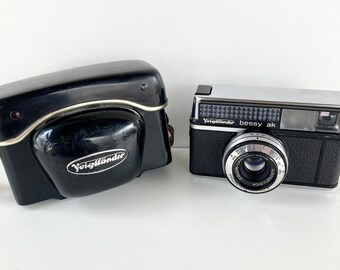 Voigtländer Bessa 66 lens Vaskar 4,5 75 mm avec un étui
