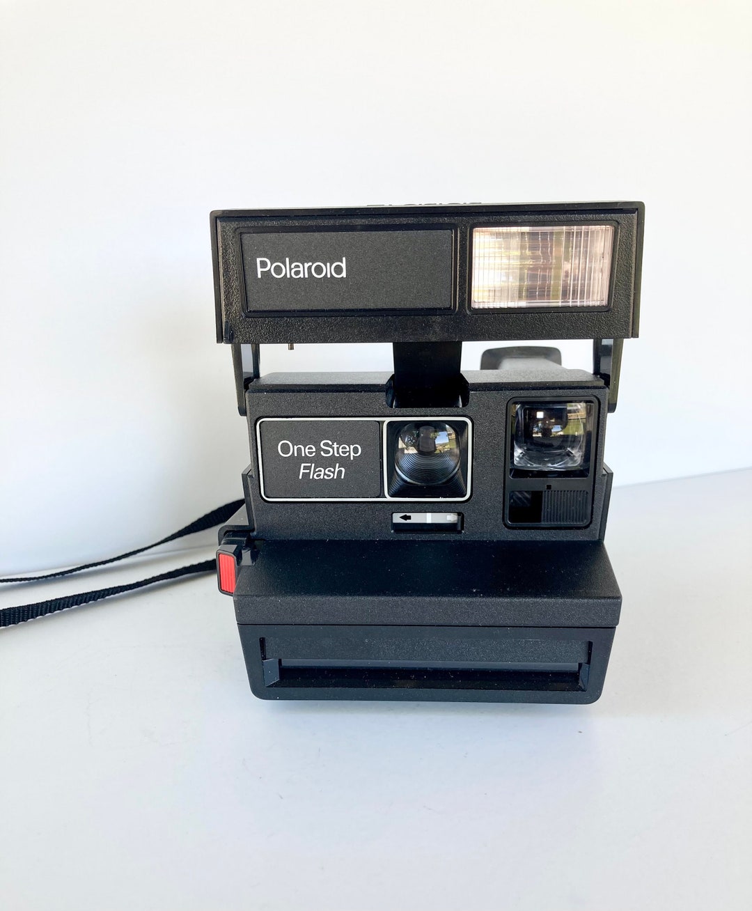 Vintage Polaroid Camera Polaroid One Step Flash 600 Film Etsy Vintage Polaroid Camera Polaroid One Step Flash 600 Film Etsy