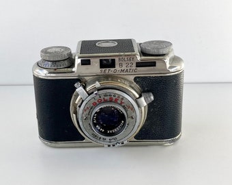 Vintage film camera - Bolsey 1950&#39;s Model B22 Camera - See all of our amazing vintage cameras